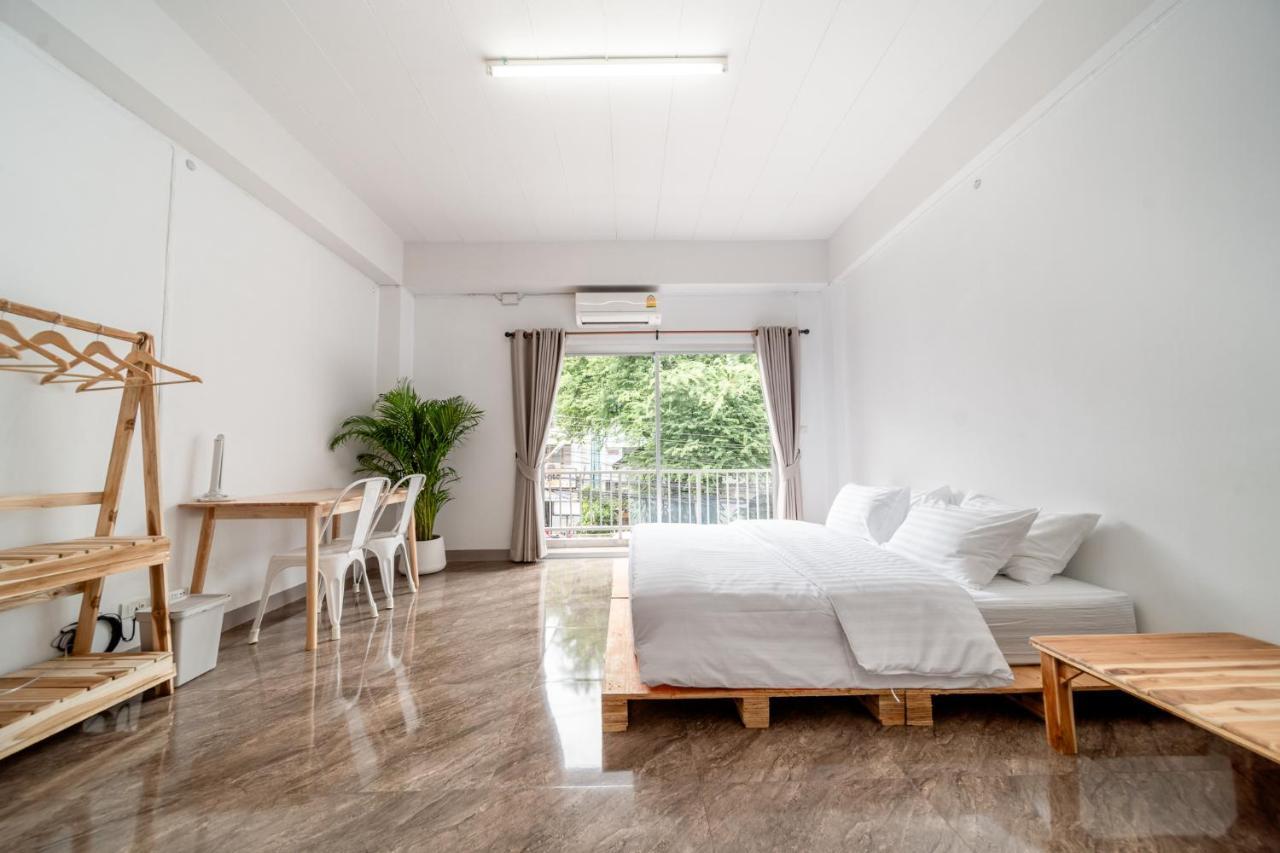 Socialer Coliving & Coworking Space Chiang Mai Exterior photo