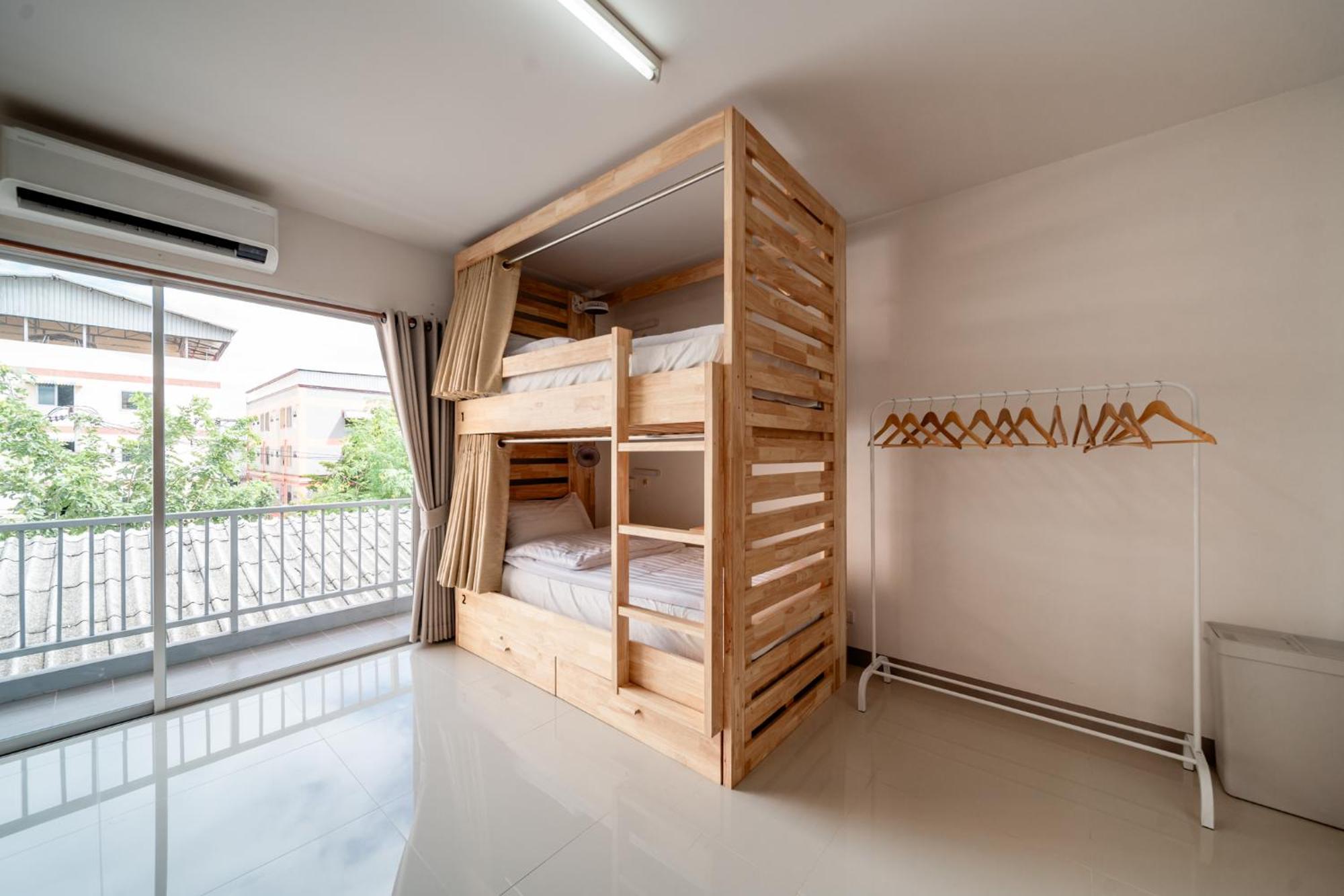 Socialer Coliving & Coworking Space Chiang Mai Exterior photo